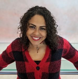 Meet your Posher, Lisa